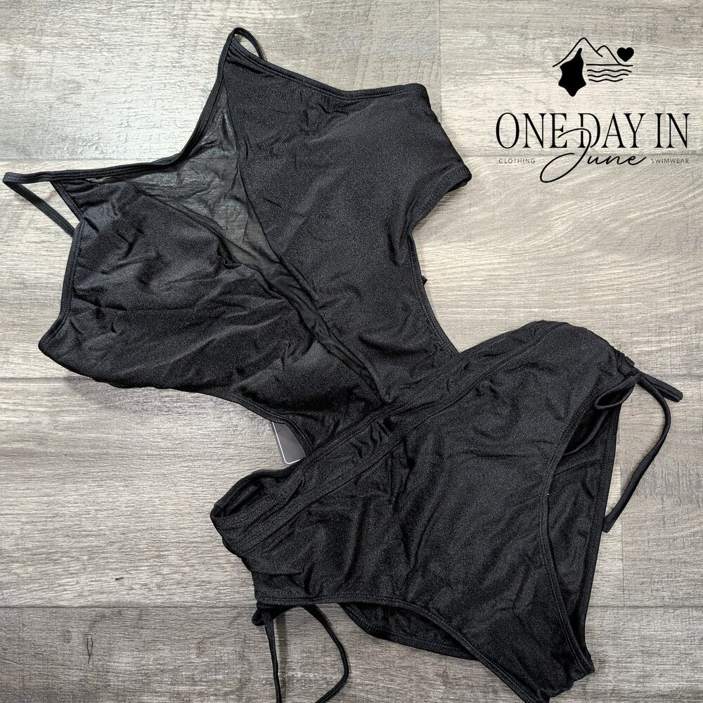 Zaful Cutout Tie Back One Piece Swimsuit Size L